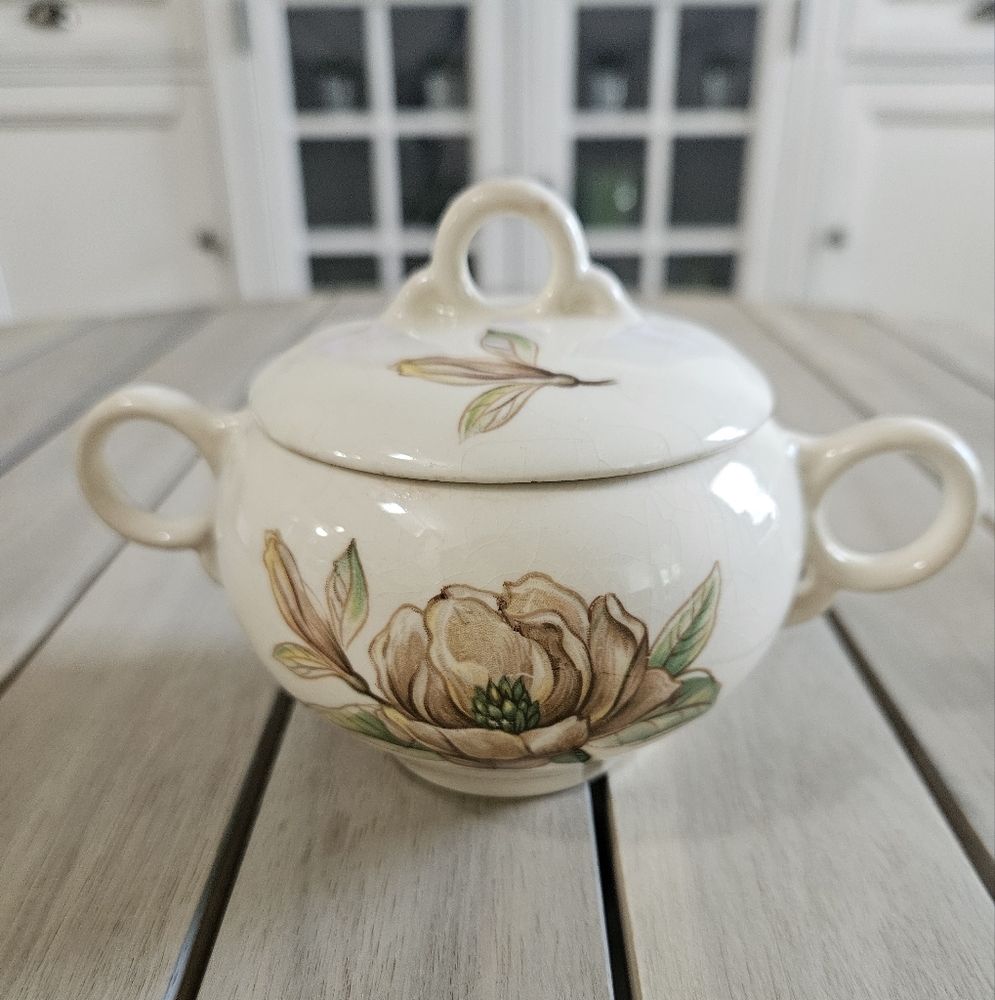 Vintage Universal Oven-Proof Ballerina sugar bowl with a lid.